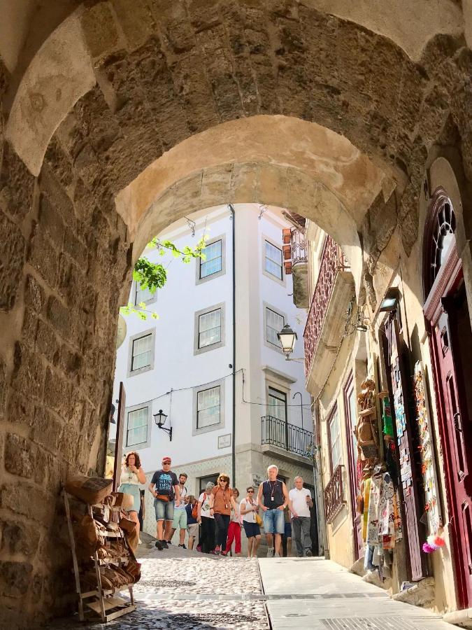 Change The World Hostels - Coimbra - Almedina Exterior photo